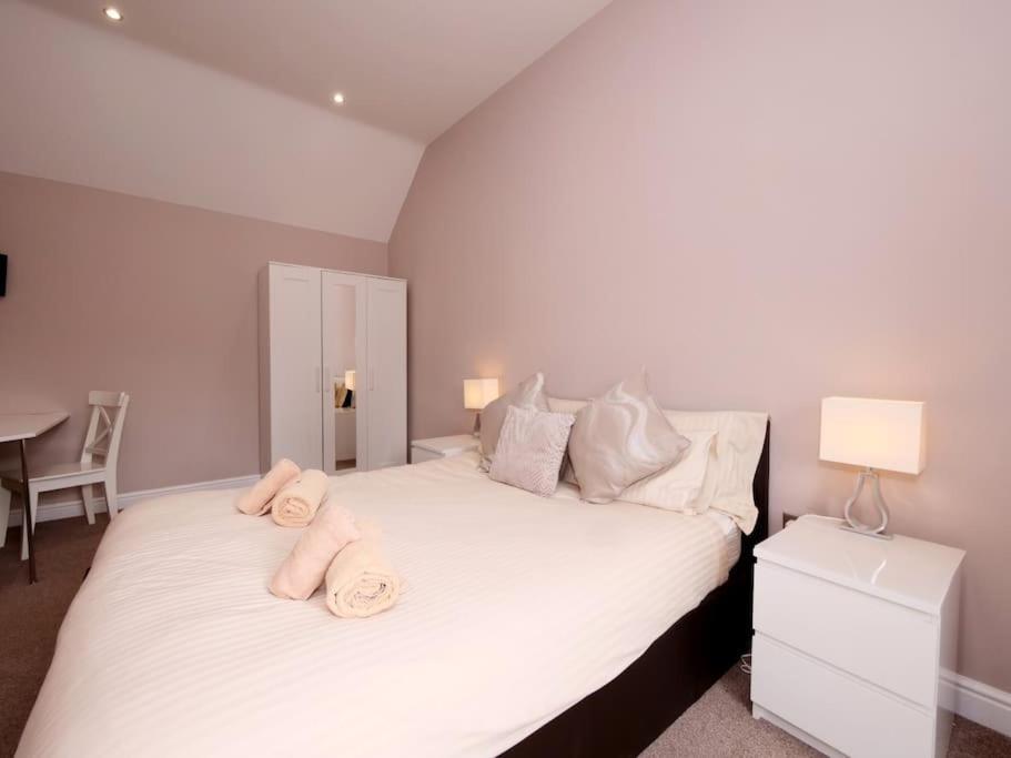Hoxne Cottages - Daisy Cottage With Private Hot Tub York Eksteriør bilde